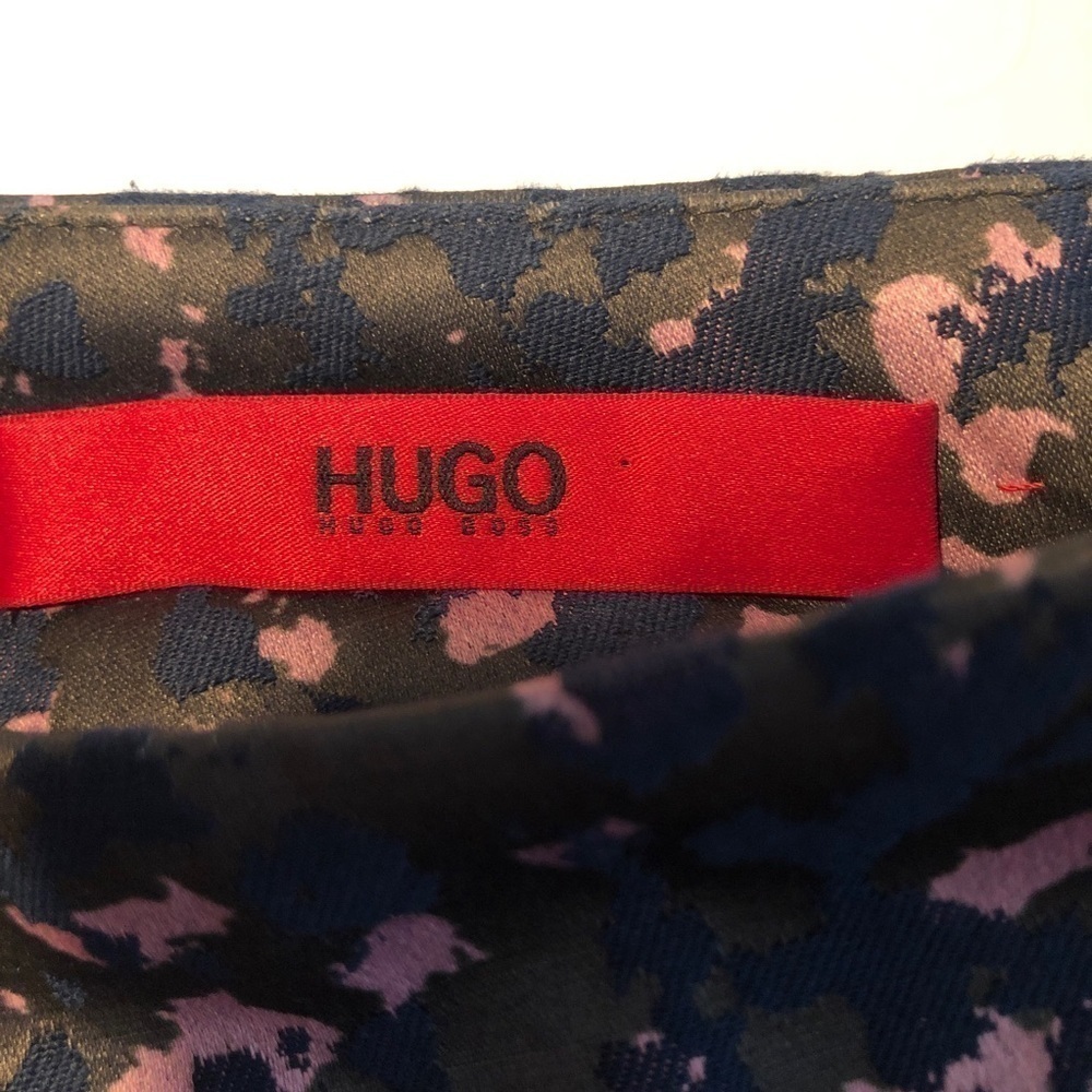 Hugo Boss Pants - Picture 4 of 4